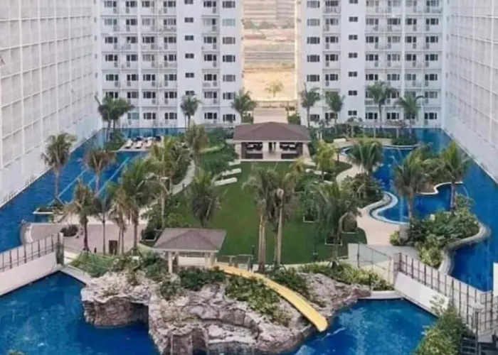 With Balcony Near In Mall Of Located In Shore1 And 2 Residences 3*