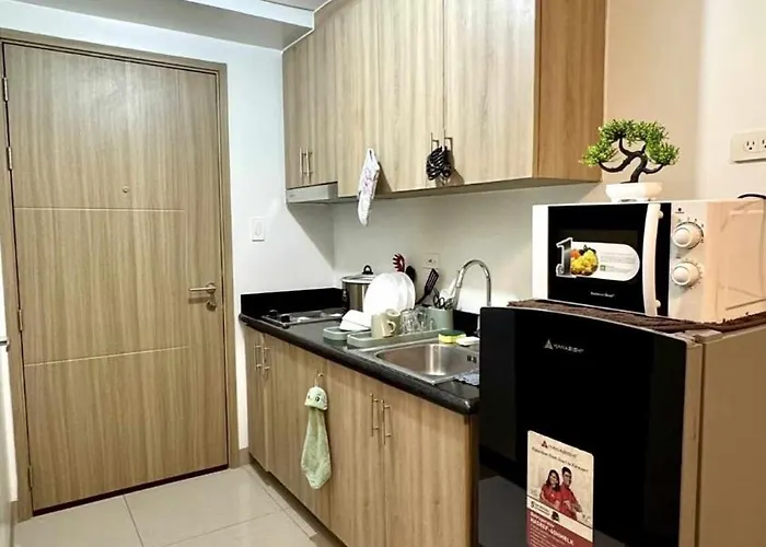 Aparthotel With Balcony Near In Mall Of Located In Shore1 And 2 Residences 3*